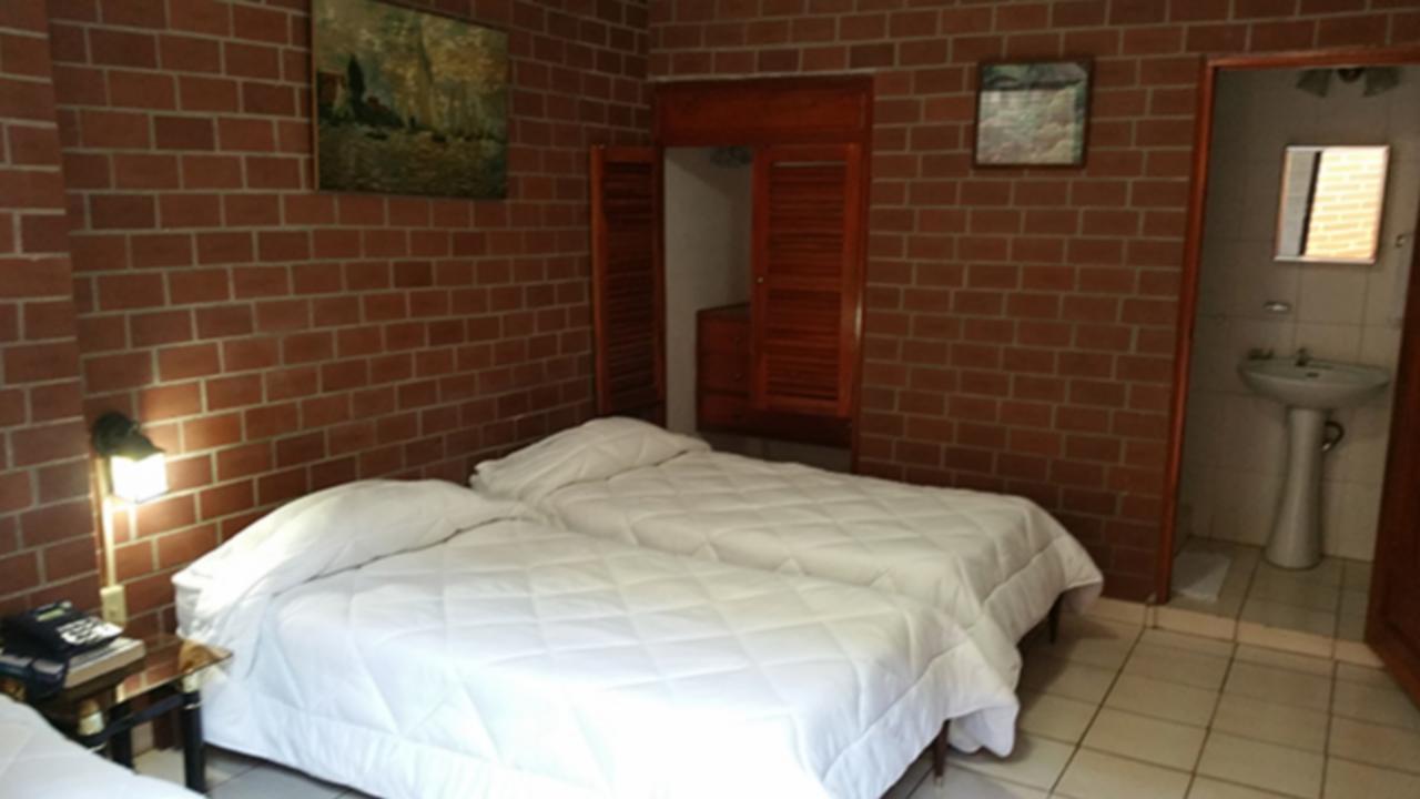 Hotel Rex Chitre Exterior photo